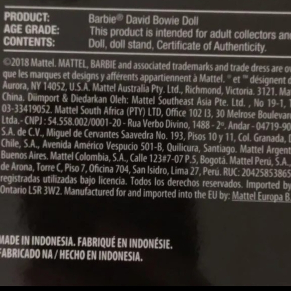 Mattel's "Ziggy Stardust" Barbie David Bowie Gold Label Limited - Picture 9 of 9